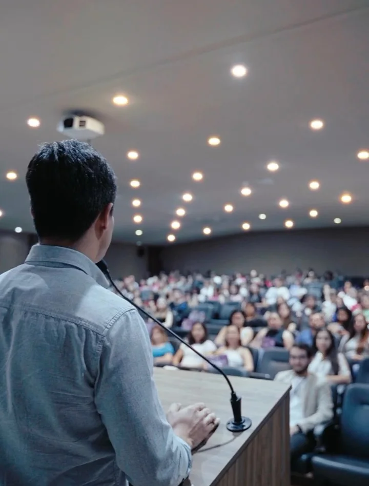 Dr. Gleiber em palestra